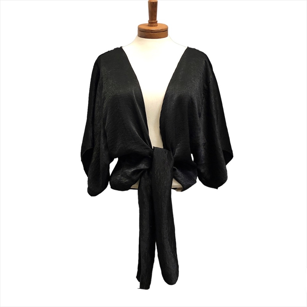 NWOT Black Silky Crop Wrap Top/Cover, Sz Med